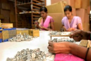 Women Entrepreneurs: home, business and your own money