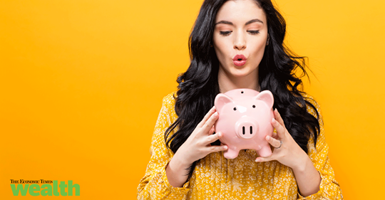 5 steps women can take to get over fear of managing money