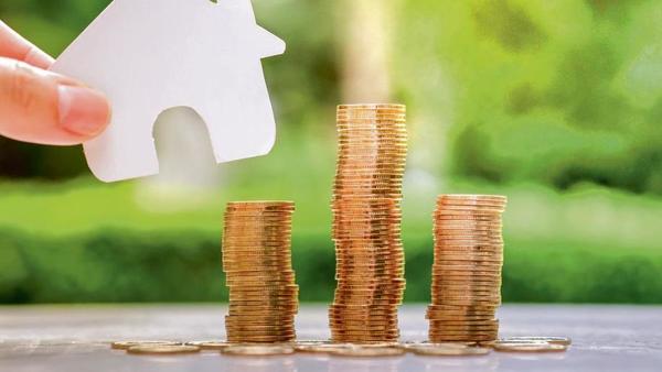 Which investment devil would you choose: real estate or equity?